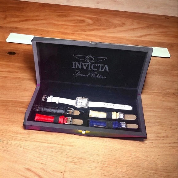 NIB Invicta Watch Special Edition Womens - Picture 3 of 8